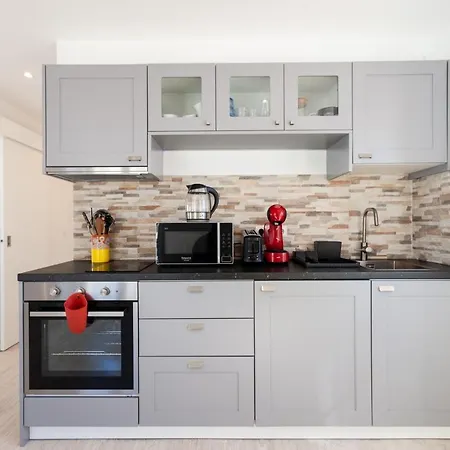 Apartment Flh Ajuda Modern