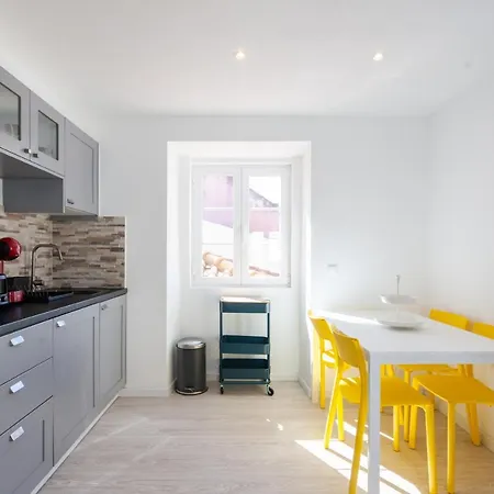 Flh Ajuda Modern ליסבון