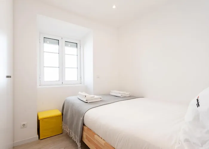 Flh Ajuda Modern * Lissabon